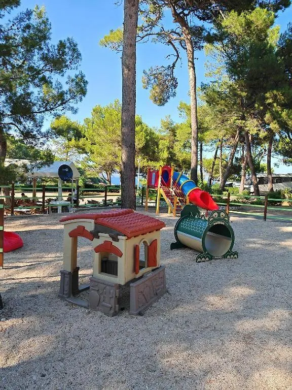 Sea View Champagne By Vellaris, Luxury Mobile Home Mali Lošinj Camping