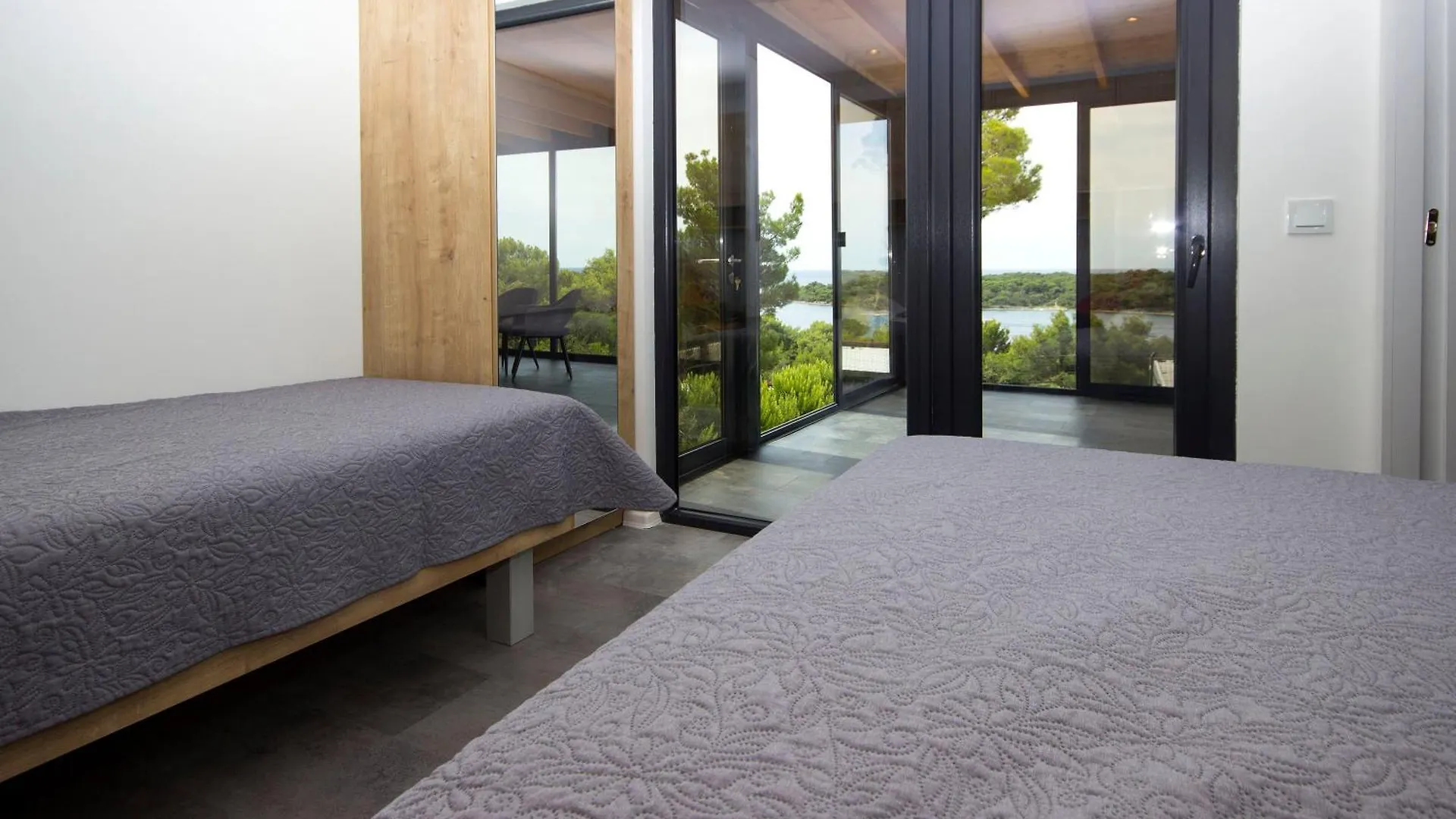Sea View Champagne By Vellaris, Luxury Mobile Home Mali Lošinj Camping
